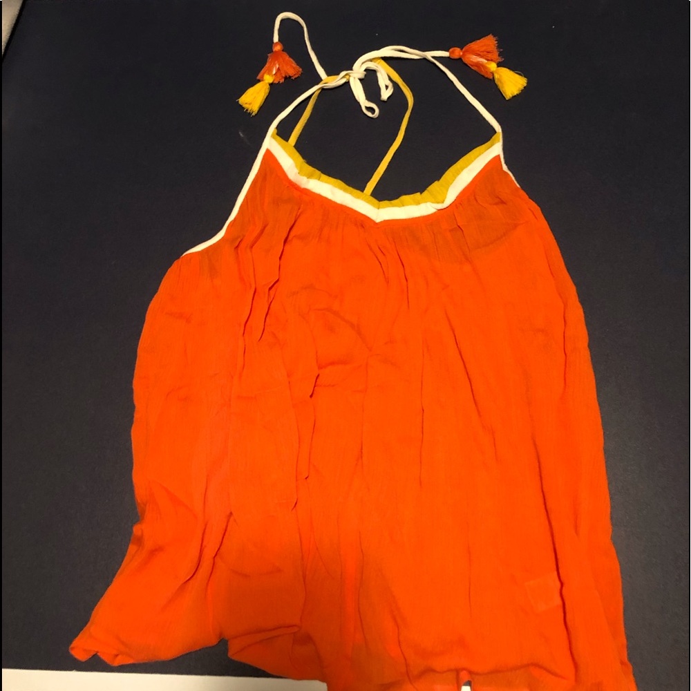 Hem and thread float tank top